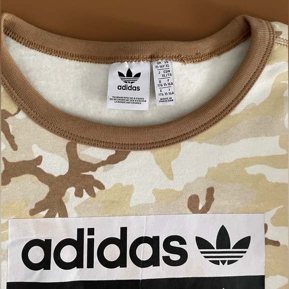Adidas Originals Youth Crewneck Sweatshirt Beige Camo - Picture 13 of 14